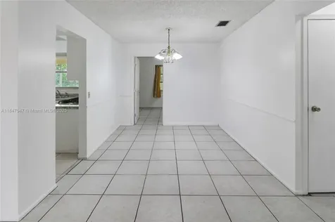 12020 NW 34th Place Sunrise FL 33323