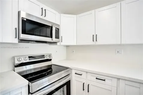 6220 NW 12th Court Sunrise FL 33313