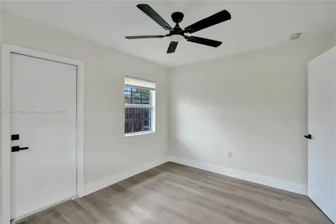 6220 NW 12th Court Sunrise FL 33313