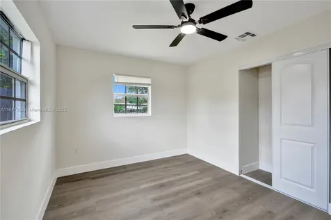 6220 NW 12th Court Sunrise FL 33313