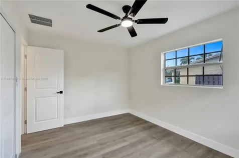 6220 NW 12th Court Sunrise FL 33313