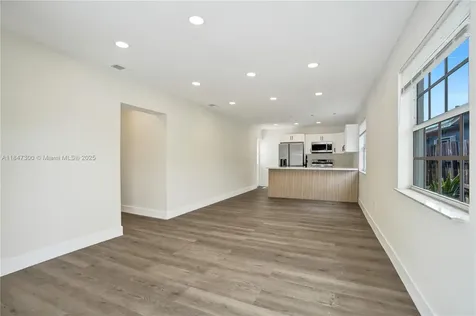 6220 NW 12th Court Sunrise FL 33313