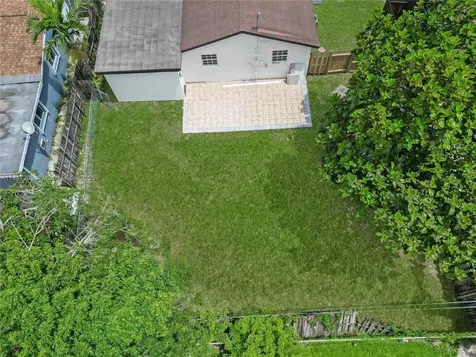 6220 NW 12th Court Sunrise FL 33313