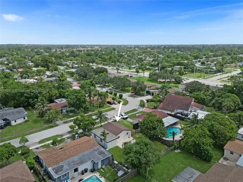 6220 NW 12th Court Sunrise FL 33313