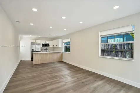 6220 NW 12th Court Sunrise FL 33313