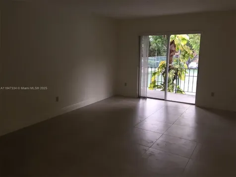 10740 N Kendall Drive Miami FL 33176