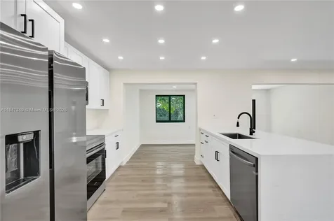 2180 NW 74th Avenue Sunrise FL 33313