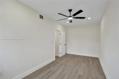 2180 NW 74th Avenue Sunrise FL 33313