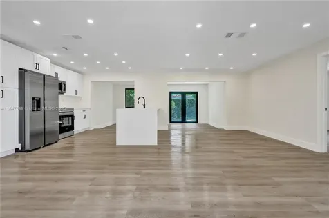 2180 NW 74th Avenue Sunrise FL 33313