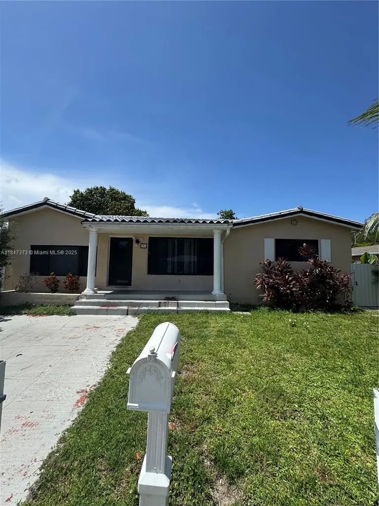 281 NE 169th Street North Miami Beach FL 33162