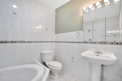 281 NE 169th Street North Miami Beach FL 33162