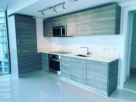 650 NE 32nd Street Miami FL 33137