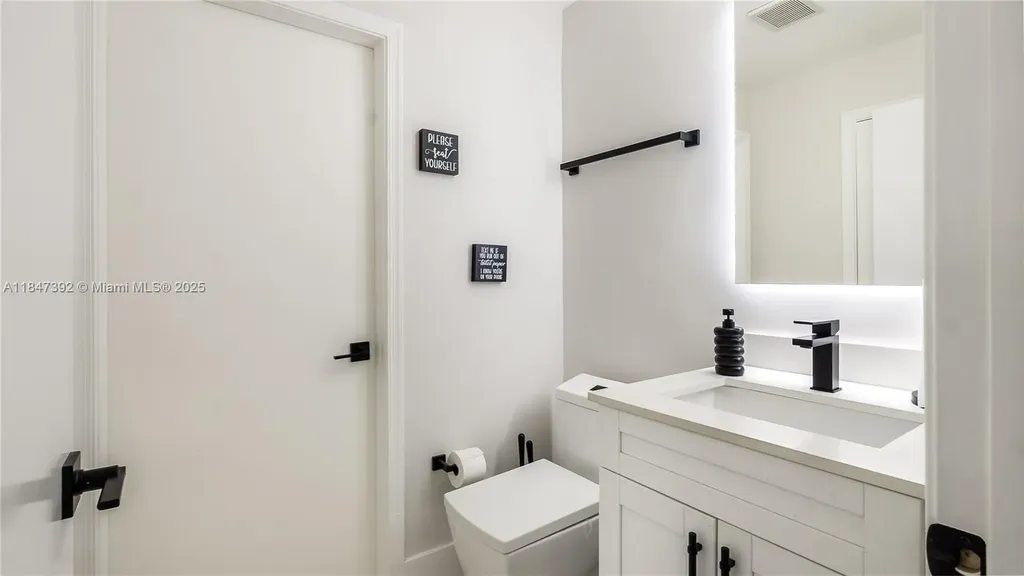 11396 NW 3rd Place Coral Springs FL 33071