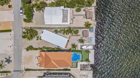 235 Tavernier Drive Key Largo FL 33070