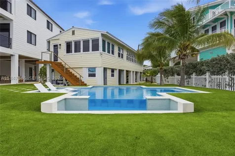 235 Tavernier Drive Key Largo FL 33070