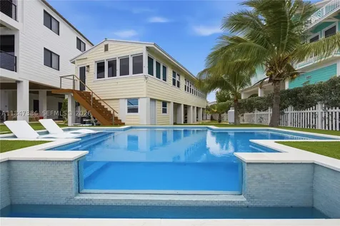 235 Tavernier Drive Key Largo FL 33070