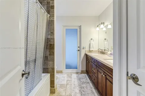 6840 N Cartee Road Palmetto Bay FL 33158