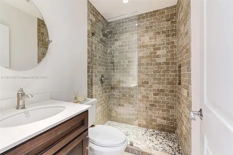 6840 N Cartee Road Palmetto Bay FL 33158