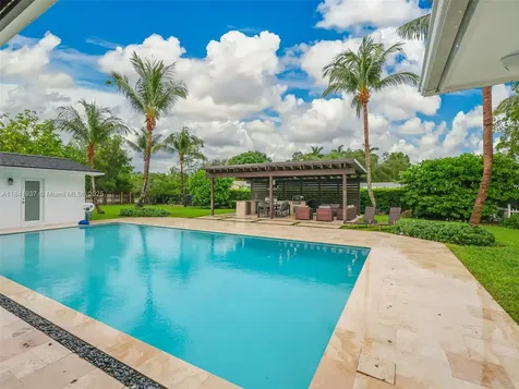 6840 N Cartee Road Palmetto Bay FL 33158