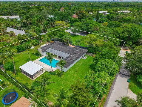 6840 N Cartee Road Palmetto Bay FL 33158