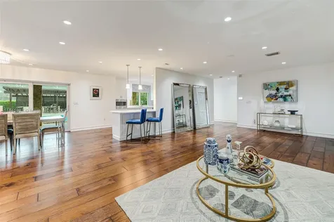 6840 N Cartee Road Palmetto Bay FL 33158