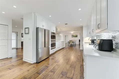 6840 N Cartee Road Palmetto Bay FL 33158