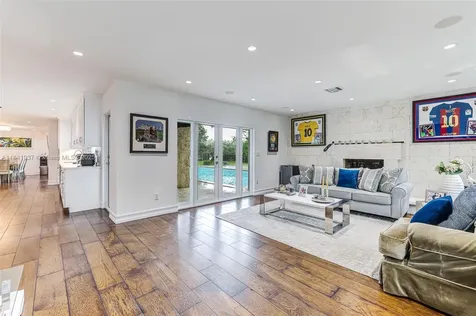 6840 N Cartee Road Palmetto Bay FL 33158