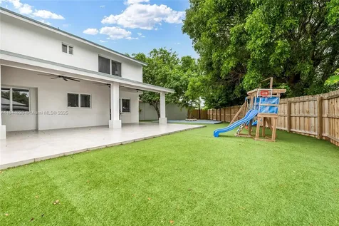 11441 SW 33rd Lane Miami FL 33165