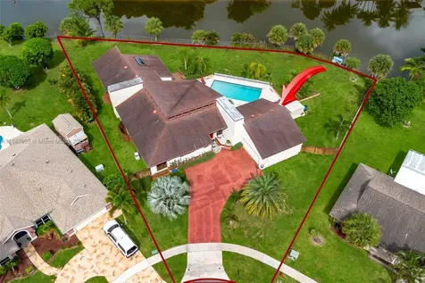 108 Paseo Court Royal Palm Beach FL 33411