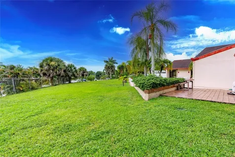 108 Paseo Court Royal Palm Beach FL 33411