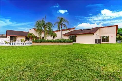 108 Paseo Court Royal Palm Beach FL 33411