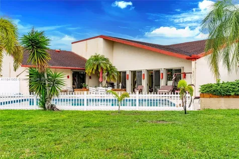 108 Paseo Court Royal Palm Beach FL 33411