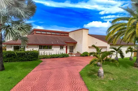 108 Paseo Court Royal Palm Beach FL 33411