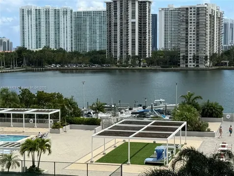 18031 Biscayne Boulevard Aventura FL 33160