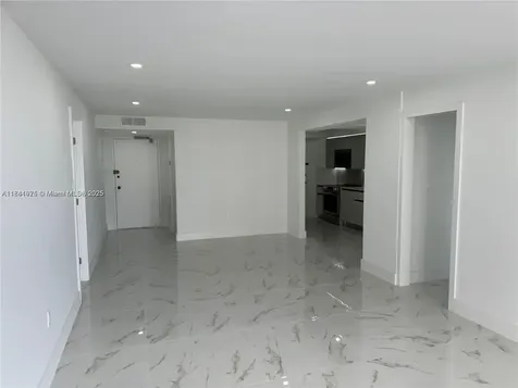 18031 Biscayne Boulevard Aventura FL 33160