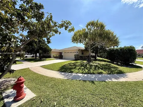 10126 Crosswind Road Boca Raton FL 33498