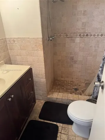 2841 Somerset Drive Lauderdale Lakes FL 33311