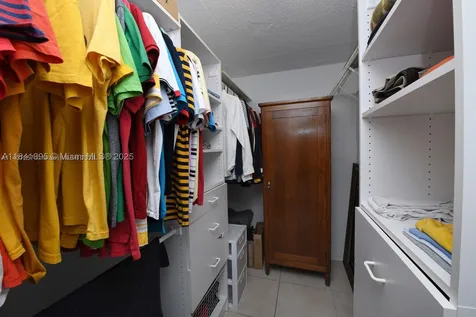1045 10th Street Miami Beach FL 33139