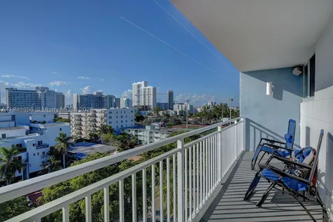 1045 10th Street Miami Beach FL 33139