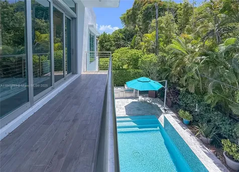 4048 Malaga Avenue Miami FL 33133
