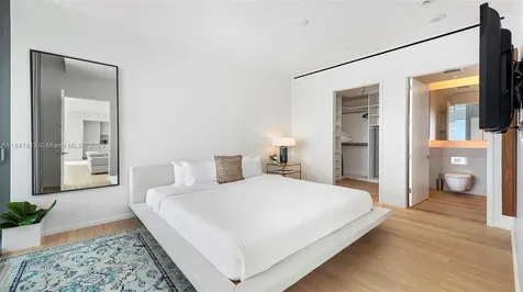 2901 Collins Avenue Miami Beach FL 33140