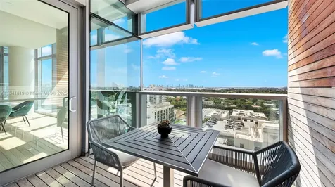 2901 Collins Avenue Miami Beach FL 33140