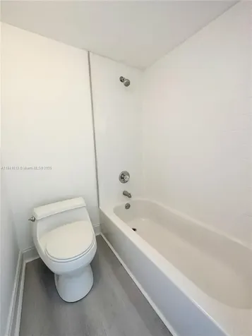 17011 N Bay Road Sunny Isles Beach FL 33160