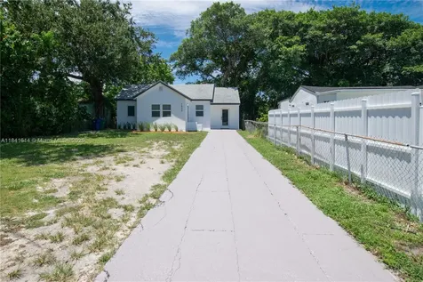 1955 NW 53rd Street Miami FL 33142