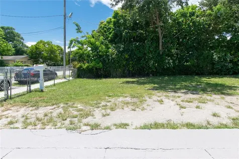 1955 NW 53rd Street Miami FL 33142