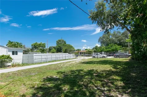 1955 NW 53rd Street Miami FL 33142
