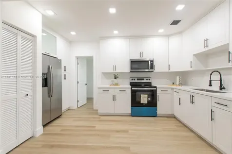 1955 NW 53rd Street Miami FL 33142
