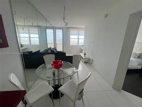 100 Lincoln Road Miami Beach FL 33139