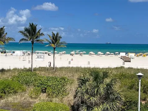 100 Lincoln Road Miami Beach FL 33139