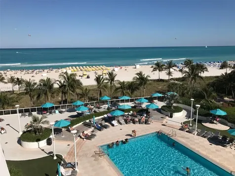 100 Lincoln Road Miami Beach FL 33139